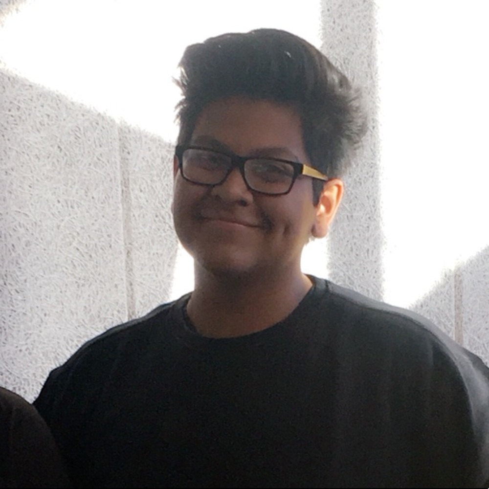 Meet your Posher, Luis